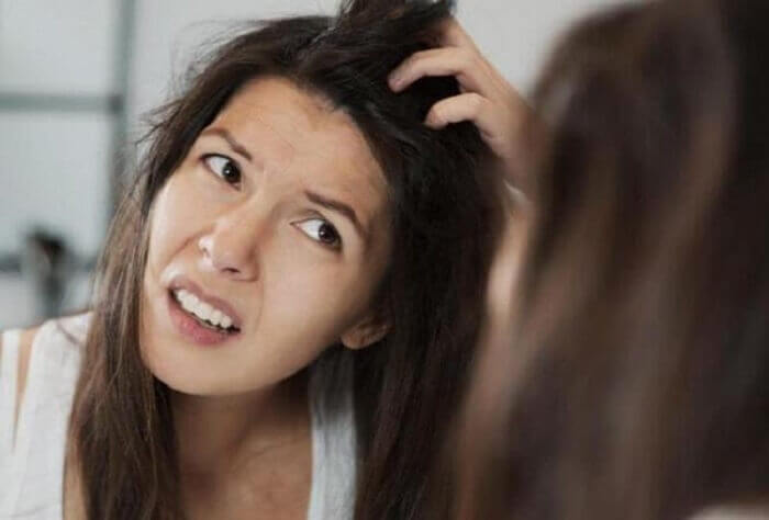 Хворобливі прищі під волоссям Хворобливі прищі під волоссям