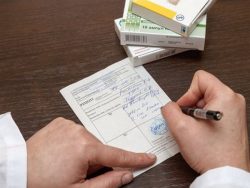 Подкожный прыщ на носу: почему возникает, как избавиться Подкожный прыщ на носу: почему возникает, как избавиться