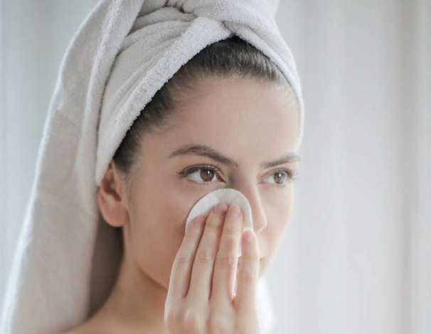 Антивіковий догляд: правила догляду за зрілою шкірою