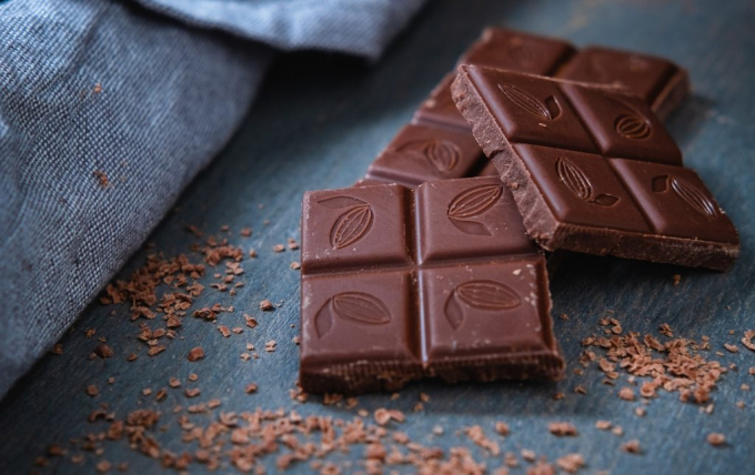 Так чи корисний темний шоколад перед сном: думка експерта по харчуванню