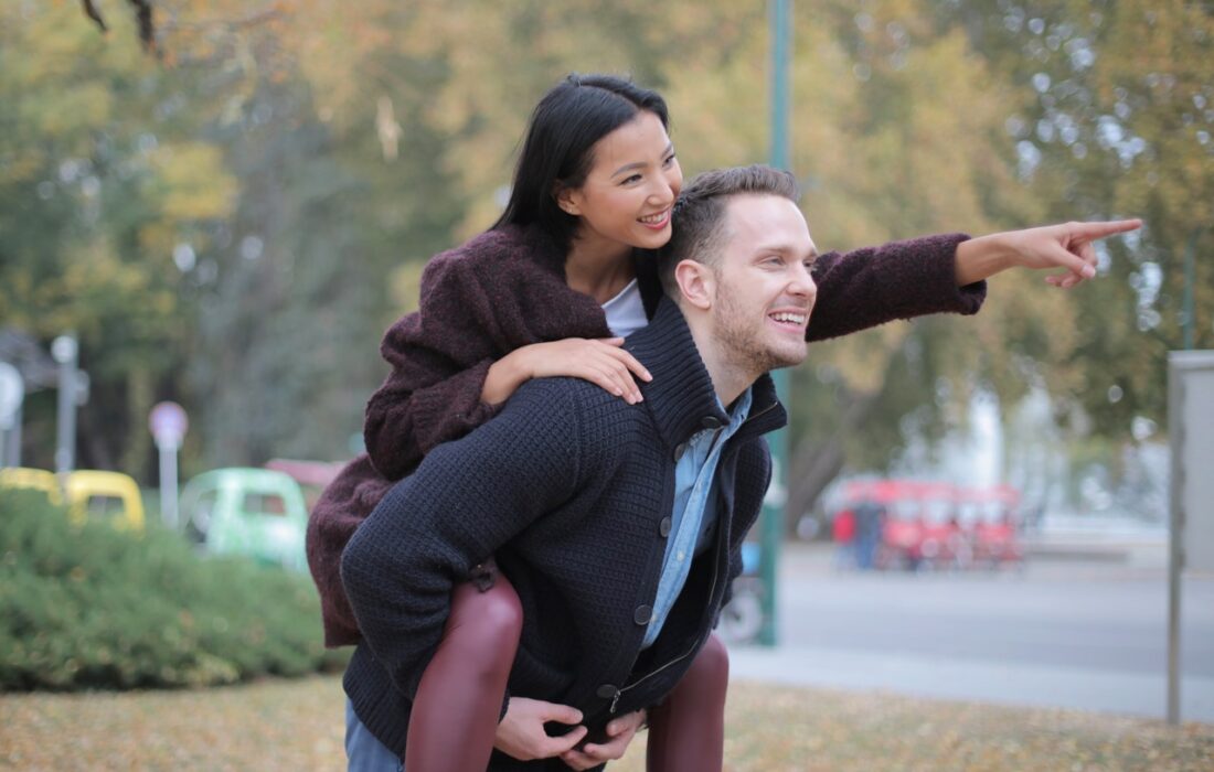 Як підштовхнути чоловіка до серйозних стосунків та спільного проживання.