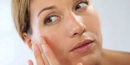 3 способи застосування олії м’яти для краси в домашніх умовах