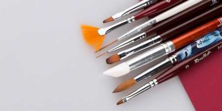 18 необхідних інструментів для дизайну нігтів та манікюру