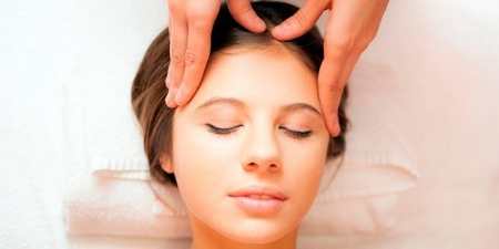 Масаж проти носогубних складок і зморшок в домашніх умовах