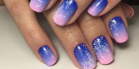 Модний новорічний френч — варіанти святкового манікюру