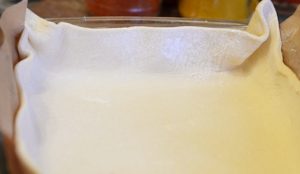 Пиріг з листкового тіста з фаршем – покроковий спосіб приготування