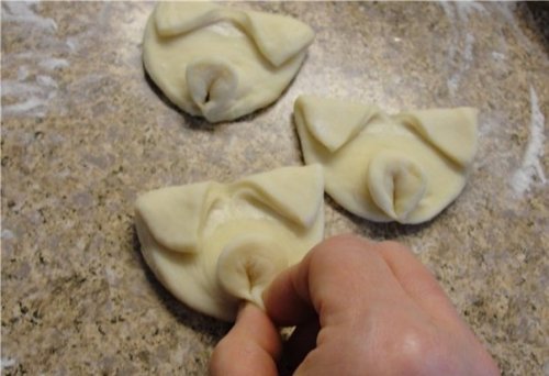 Смачні булочки з дріжджового тіста — 4 найкращих рецепта