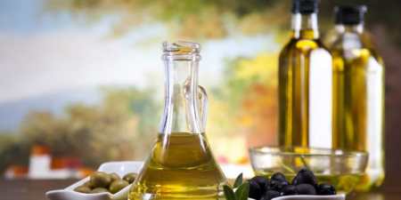 Вітамін А для волосся — як використовувати в домашніх умовах: рецепти масок, відгуки про ефект