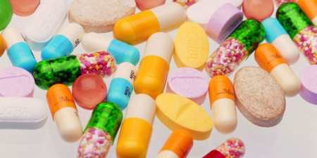 Вітаміни для волосся і нігтів — кращі комплекси та відгуки