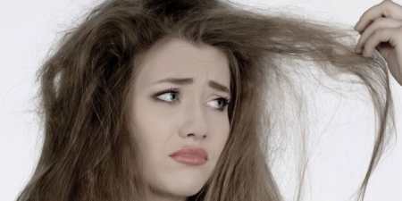 Маска для волосся з касторовою олією від випадіння — домашні рецепти