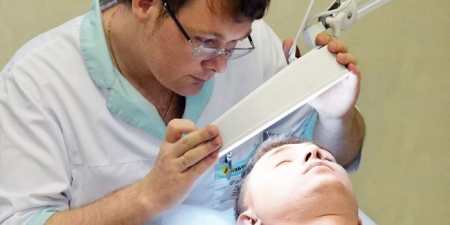 Шрами на обличчі — як позбавитися кремами і мазями, рецептами народної медицини або шліфуванням в салоні