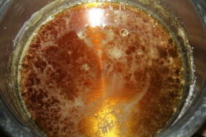 Яблучний пиріг з карамеллю: покрокові інструкції