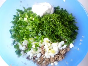 Пиріг з листкового тіста з фаршем – покроковий спосіб приготування