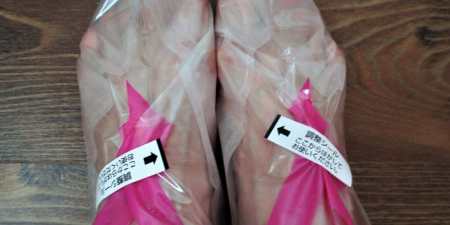 Шкарпетки для педикюру — для чого потрібні і як діють: склад і правила користування, переваги та недоліки пілінгу, відгуки про ефект процедури