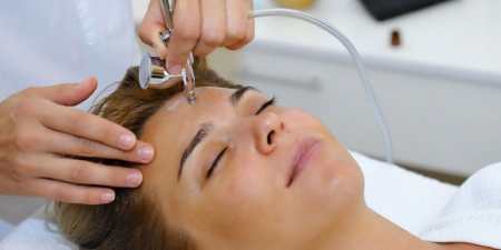 Безін’єкційна мезотерапія — методи і цілі, протипоказання та відновлення