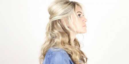 Вечірні зачіски на середнє волосся: як зробити покроково