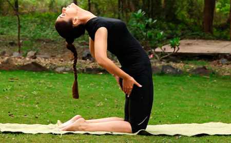 Тибетська гормональна гімнастика для довгожительства і оздоровлення: принцип дії, десять вправ, протипоказання і відгуки