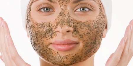 Догляд за жирною шкірою обличчя — огляд масок, скрабів, кремів, лосьйонів і пілінгів з інструкцією та відгуками