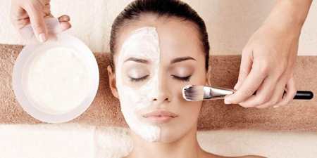 Домашній пілінг для обличчя — докладні рецепти для глибокого, серединного, кислотного або щадного