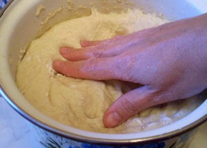 Яблучний пиріг з дріжджового тіста