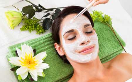 Ліфтинг-маски для обличчя в домашніх умовах: рецепти після 30, 40 і 50 років