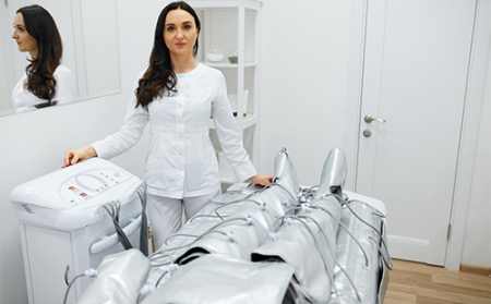 Пресотерапія: що це, показання та протипоказання, як працює для схуднення