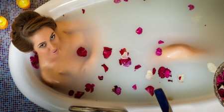 Ванна з содою — користь і шкода, показання для лікування і схуднення, як правильно приймати вдома