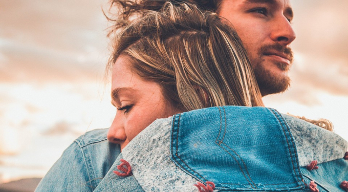 5 знаків зодіаку, які зустрінуть своє кохання у квітні