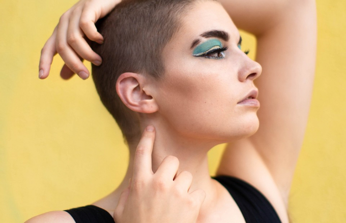 Геройствуют, панікують чи жартують: як знаки зодіаку реагують на проблеми