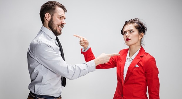 Як дипломатично вирішити робочий конфлікт або уникнути його