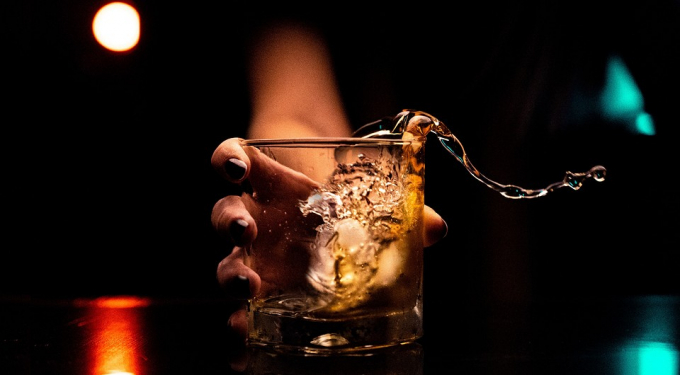 Який алкоголь тобі не підходить за знаком зодіаку