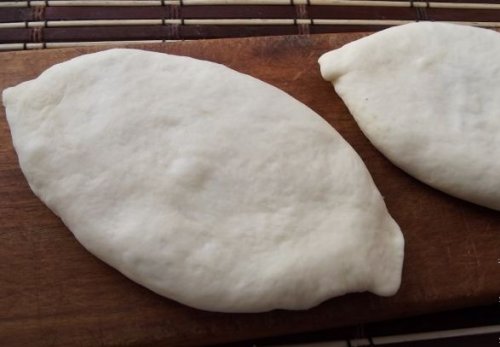 Тісто для смажених пиріжків – 5 найсмачніших рецептів