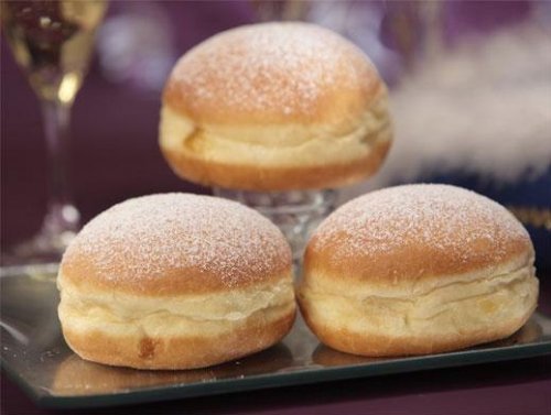 Сирні пончики – 4 найсмачніших рецепта