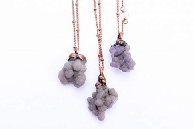 Значення імені Агата для дівчинки, походження, вплив на характер та долю, зменшувальна форма імені