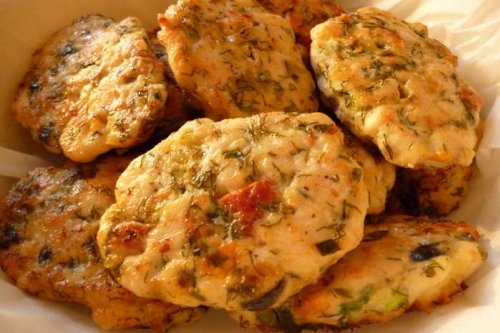 Курячі січені котлети – 4 найсмачніших рецепта