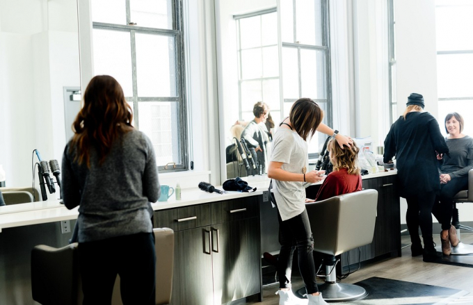 Місячний календар стрижок на серпень 2022 — сприятливі дні