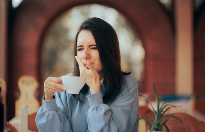 Тільки не зараз: що робити, якщо зубний біль наздогнав у розпал відпустки