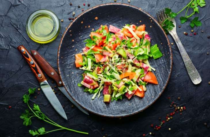 Дієта на 1200 калорій: як скласти раціон, щоб не голодувати, але худнути