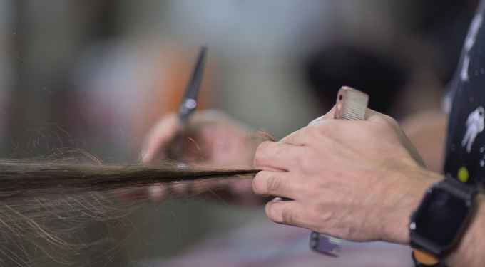 Місячний календар стрижок на вересень 2022 року — сприятливі та невідповідні дні