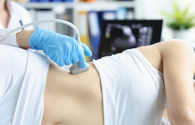 Як болять нирки: головні симптоми та 10 відмінностей від болю в попереку