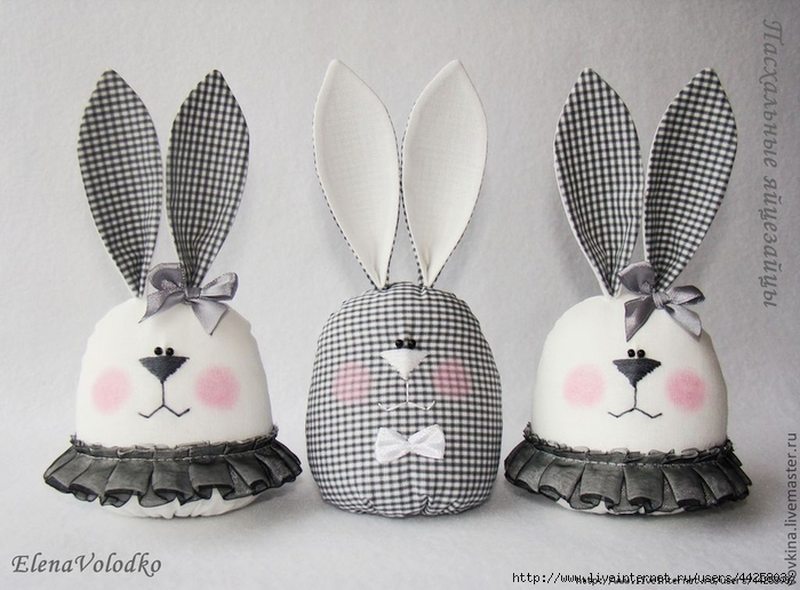 Кролик із тканини своїми руками: сувенір на Новий рік 2023