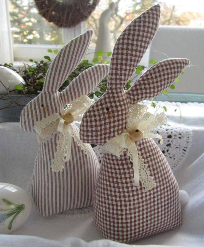 Кролик із тканини своїми руками: сувенір на Новий рік 2023