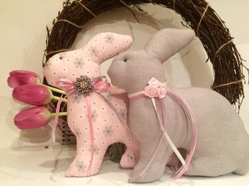 Кролик із тканини своїми руками: сувенір на Новий рік 2023