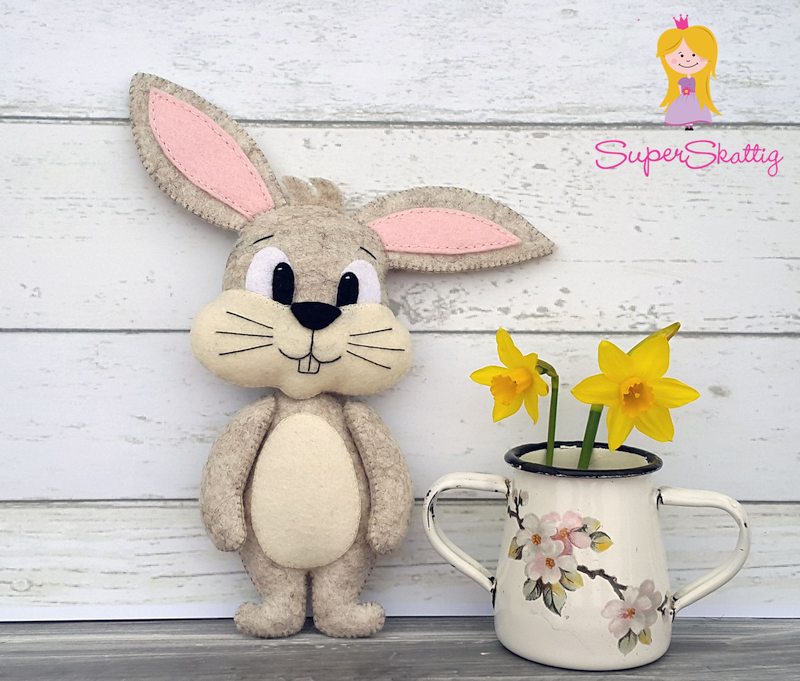 Кролики та Зайці фетру на Новий рік 2023: викрійки та фото-ідеї