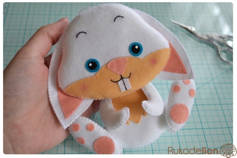 Кролики та Зайці фетру на Новий рік 2023: викрійки та фото-ідеї