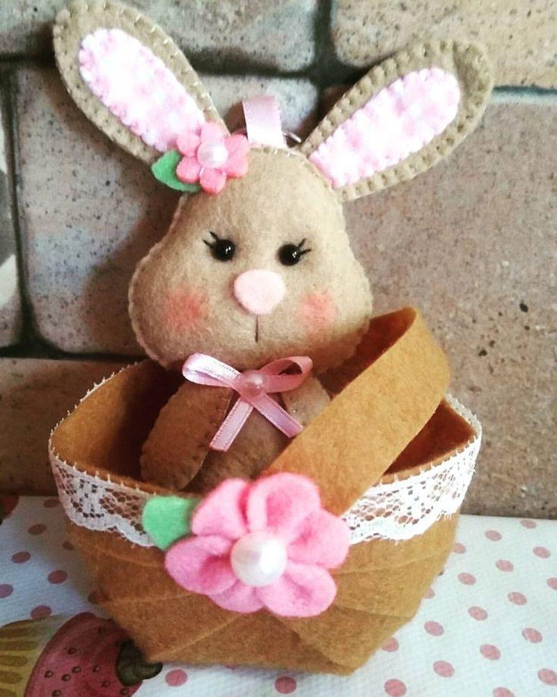 Кролики та Зайці фетру на Новий рік 2023: викрійки та фото-ідеї