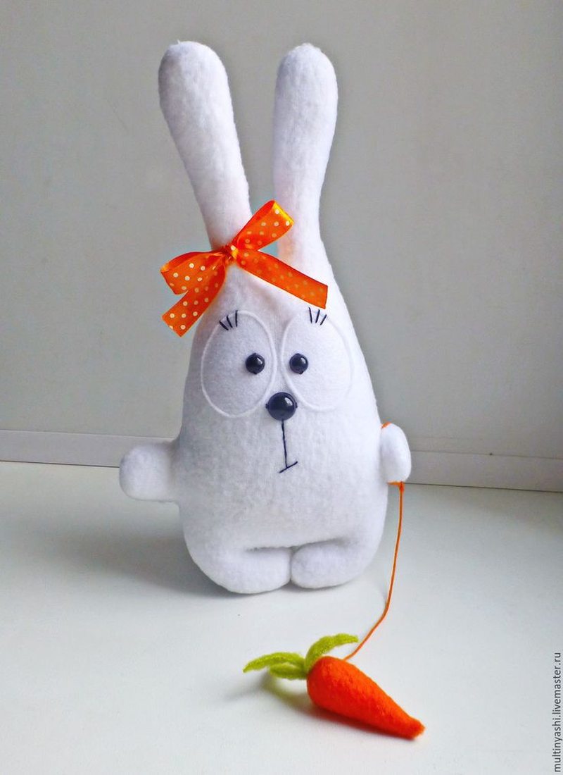 Кролики та Зайці фетру на Новий рік 2023: викрійки та фото-ідеї