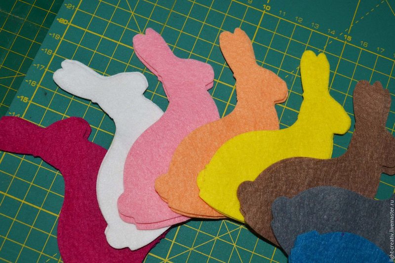 Кролики та Зайці фетру на Новий рік 2023: викрійки та фото-ідеї