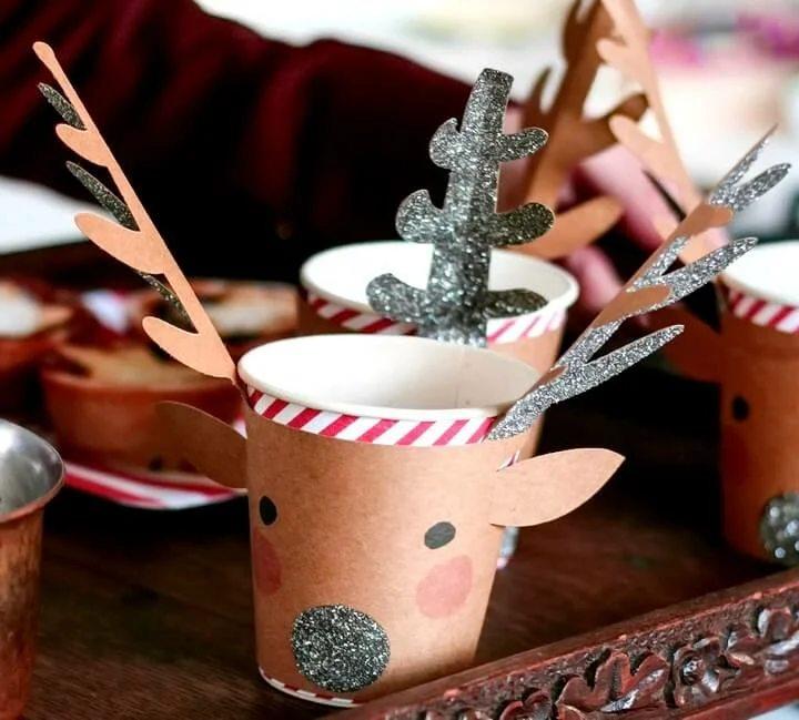 Новорічні вироби зі стаканчиків своїми руками: найкращі ідеї 2023