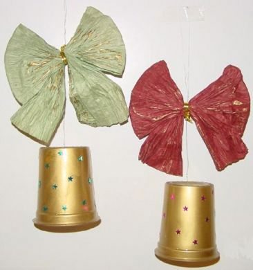 Новорічні вироби зі стаканчиків своїми руками: найкращі ідеї 2023